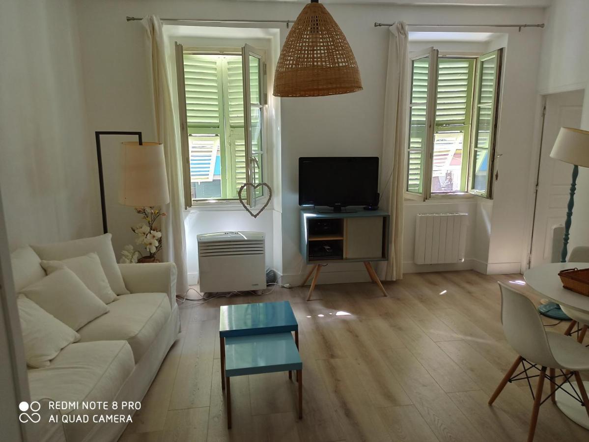 Joli Appartement Nicois En Bord De Mer Nisa Exterior foto